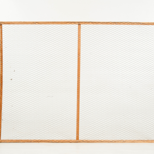 FRAME - WOOD WITH WIRE MESH 90CM X 120CM