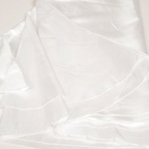 TABLE CLOTH - TAFETA - WHITE  1.35M X 1.35M